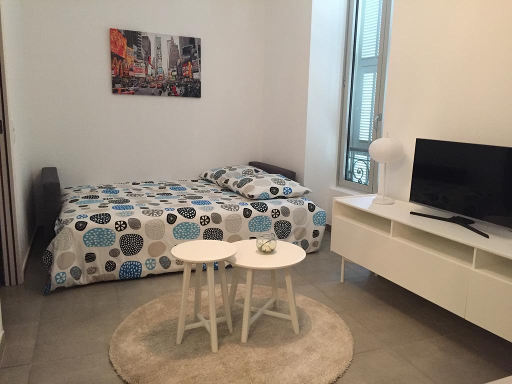 Le Cedre Bleu Apartment นีซ ภายนอก รูปภาพ